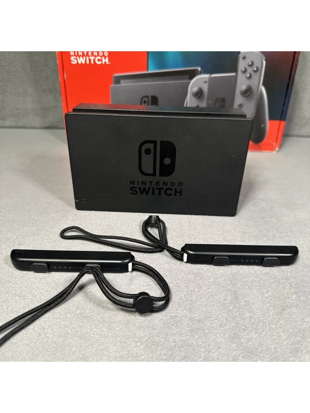 Nintendo Switch 32GB Console (HAC-001) with Gray Joy-Cons + Satisfye Grip Pro
